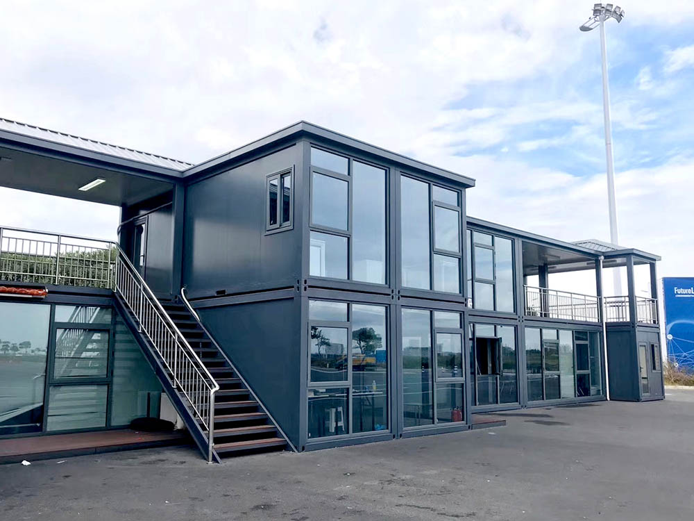 打包箱 (幕墻)辦公樓